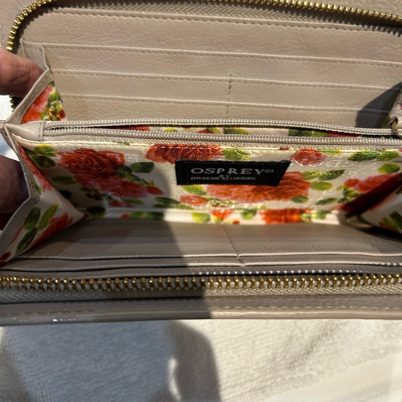 Osprey tote and wallet. - Picture 4 of 6